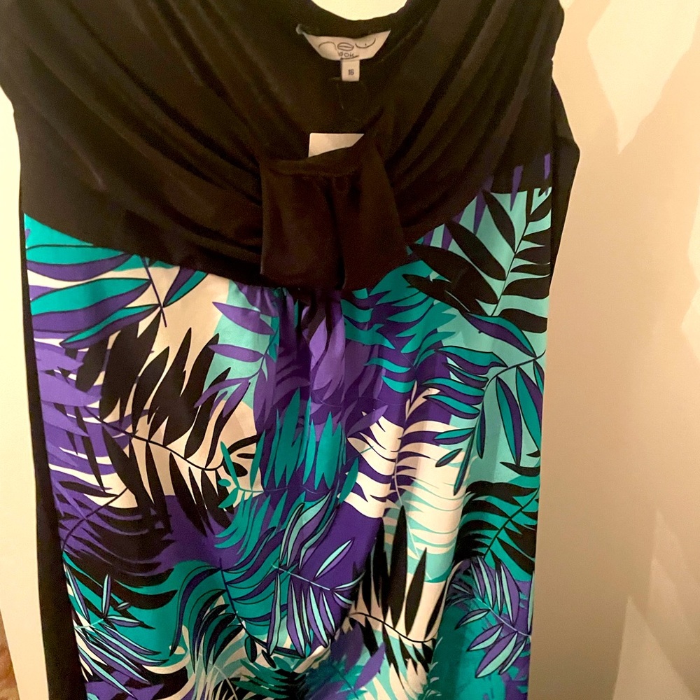 Stunning floral Maxi dress perfect for spring summer